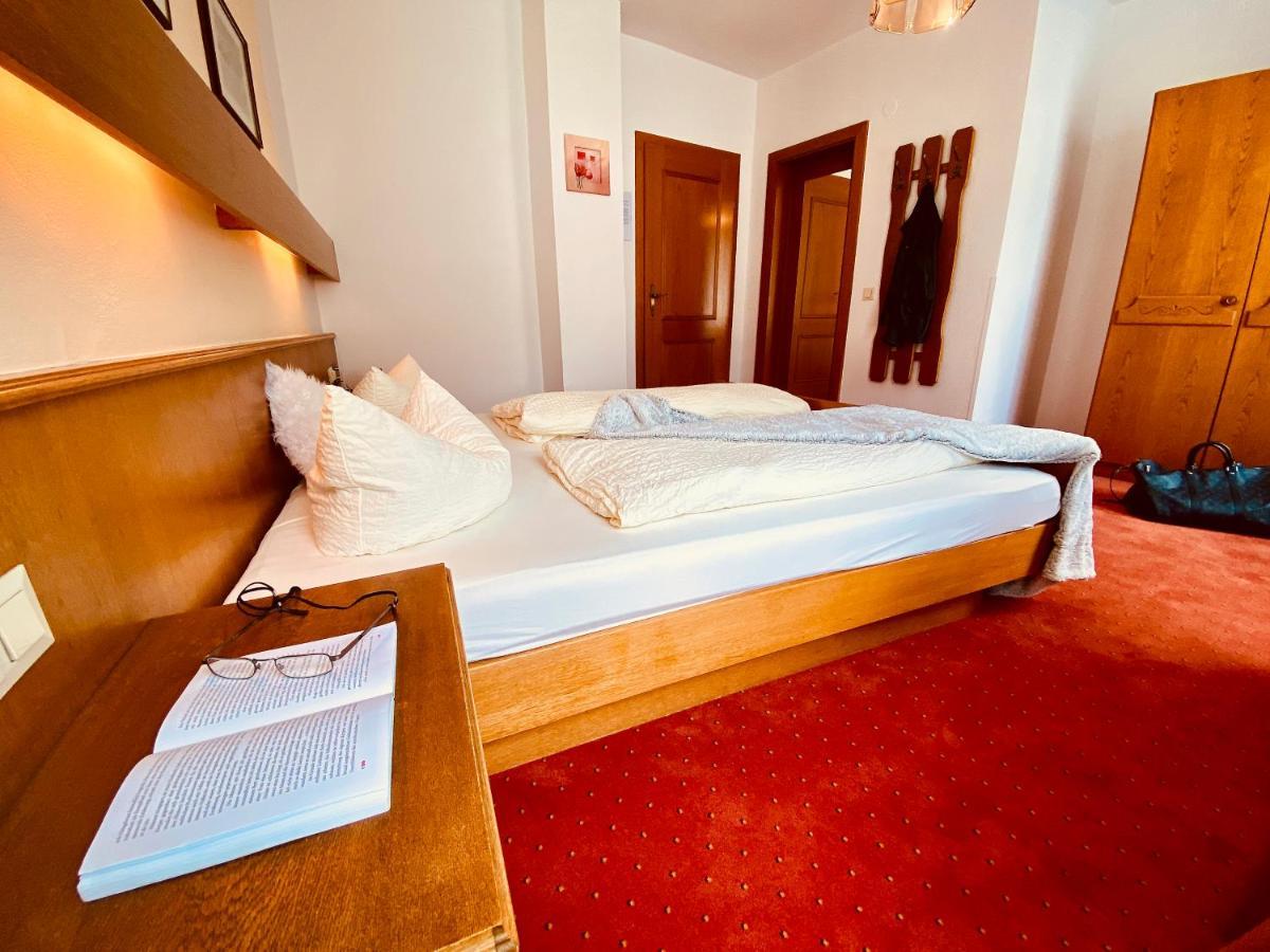 Schwarzer Adler Hotel Landeck Ngoại thất bức ảnh