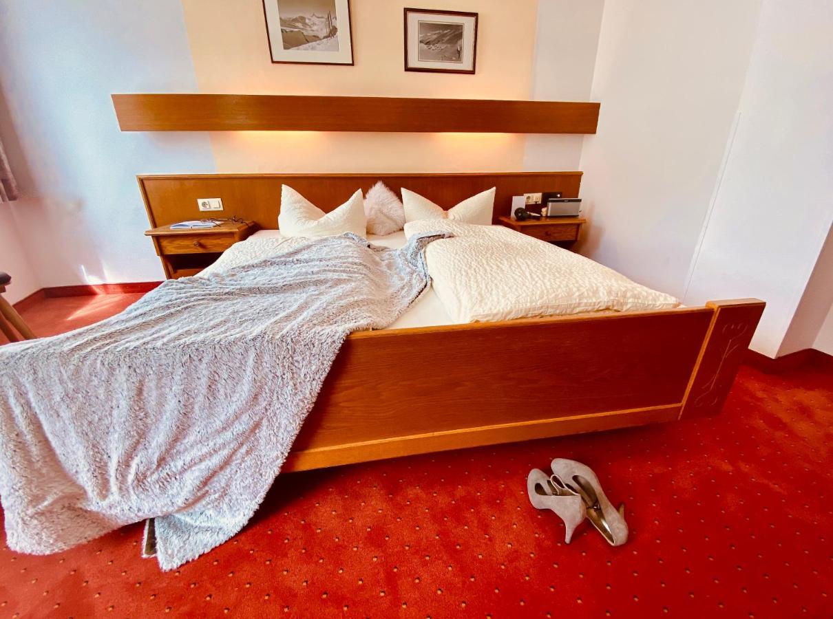 Schwarzer Adler Hotel Landeck Ngoại thất bức ảnh