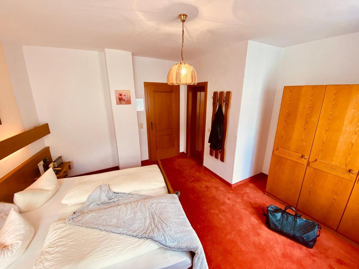 Schwarzer Adler Hotel Landeck Ngoại thất bức ảnh