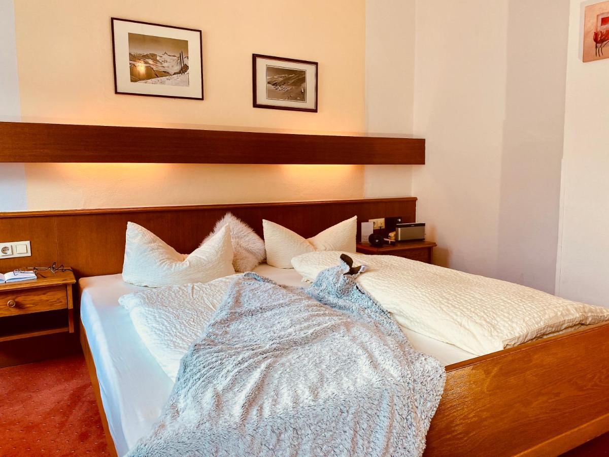 Schwarzer Adler Hotel Landeck Ngoại thất bức ảnh