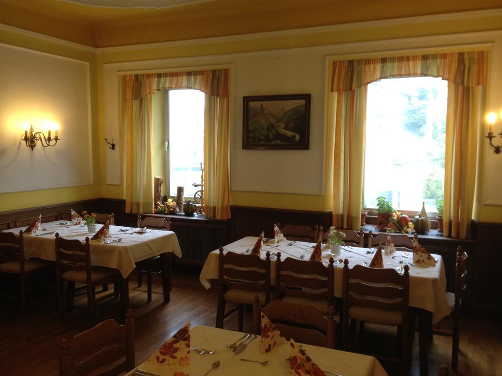 Schwarzer Adler Hotel Landeck Ngoại thất bức ảnh