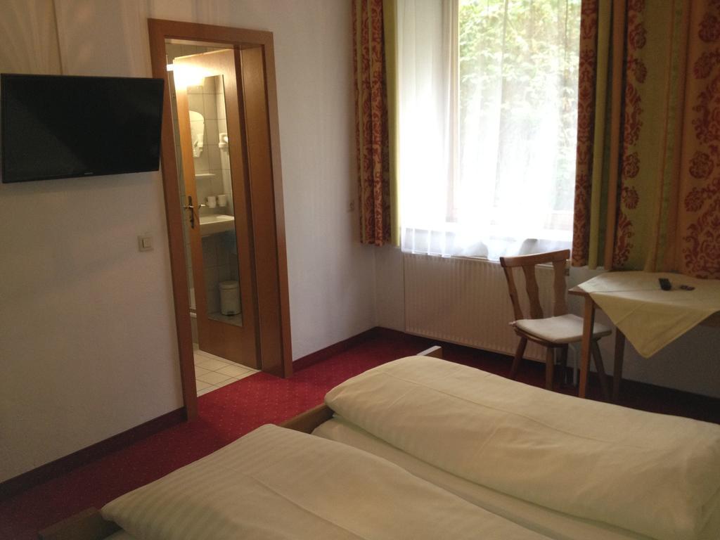 Schwarzer Adler Hotel Landeck Ngoại thất bức ảnh